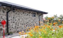 ‘제주 숙소’ 숙소, 호텔, 펜션 특가 예약 - 여행할때 여기어때