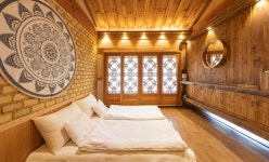 ‘촌캉스’ 숙소, 호텔, 펜션 특가 예약 - 여행할때 여기어때