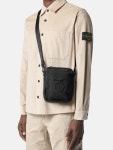 25SS 스톤 아일랜드 크로스백 K1S15 9200908 S0076 :: 구하다