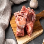 지리산 흑돼지 등뼈 1kg [원산지:작품정보참조] | 아이디어스 지리산 흑돼지 등뼈 1kg [원산지:작품정보참조]