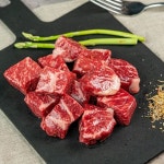 한우 암소🐮 1+등급 채끝 깍뚝 스테이크 200g [원산지:작품정보참조] | 아이디어스 한우 암소🐮 1+등급 채끝 깍뚝 스테이크 200g [원산지... 