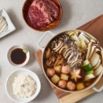 [반조리]버섯전골(+고기추가 시 샤부샤부) | 아이디어스 [반조리]버섯전골(+고기추가 시 샤부샤부)