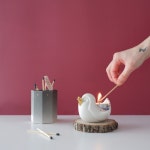 쉼;조은미장원 | ‘조은, 쉼 Ceramics’ 펭귄 티라이트 홀더 | 아이디어스 ‘조은, 쉼 Ceramics’ 펭귄 티라이트 홀더