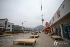 2026년 한국 충청북도 필수 관광 명소 | 충청북도 8대 인생샷 스팟 포인트: 충주 임충민공 충렬사, 기암서원 등 더 많은 명소 보기 - KKday 2026년... 