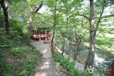 옥산서원, 영모정 등 더 많은 명소 보기 - KKday 2026년 한국 전라북도... 8대 인생샷 스팟 포인트: 옥산서원, 영모정 등 더 많은 명소 보기