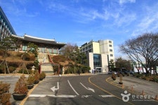 서울 렌트카로 자연을 감상하며 힐링을 즐기기｜한벽원미술관와 경희궁 숭정전 등 8개 이상의 필수 방문 명소 소개 - KKday 서울 렌트카로... 