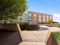 힐튼 가든 인 볼티모어 이너 하버 - KKday 힐튼 가든 인 볼티모어 이너 하버