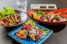 가츠오 센몬텐(니치난 사케숍 가츠오 전문점) | 좌석 예약 전용 - KKday... 사케도코로 가츠오 센몬텐(니치난 사케숍 가츠오 전문점) | 좌석 예약 전용