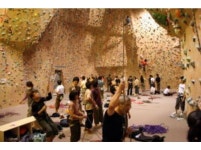 실내 암벽등반장 강습 - KKday 실내 암벽등반장 강습