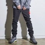 라울(LAUL) LAUL X B.T.D COMFORTABLE BLACK DENIM JOGGER PANTS 라울 컴포터블 흑청 조거팬츠 - 사이즈 & 후기 | 무신사
