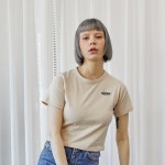 어슈얼아뜰리에(ASSUAL ATELIER) Basic Crop Half T-Shirts (Beige) - 37,000원 | 무신사 스토어