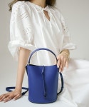 33뮤즈먼트(33MUSEMENT) 33 mini bucket blue (미니 버킷백) - 39,000 | 무신사 스토어