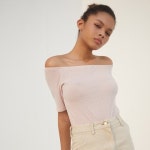 파이브어클락(FIVE O CLOCK) OFF SHOULDER T - 29,000 | 우신사 스토어