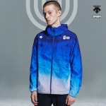 데상트(DESCENTE) 남녀공용 프리즈런 스트레치 우븐 바람막이 (S0323RWB72) - 189,000원 | 무신사 스토어