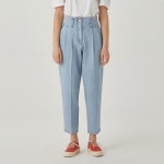 제이에스와이파트너즈 | 제이에스엔와이(JSNY) Pleated High-rise Jeans LIGHT BLUE (JYPA1B905B1) - 199,000 | 무신사 스토어