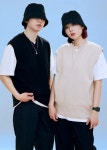 어퍼스트로피 콤마(APOSTROPHE COMMA) 브이넥 엣지 라벨 코튼니트 베스트 (블랙) - 사이즈 & 후기 | 무신사