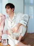 루미(ROOMIE) [사은품 증정] M - Silky pajama set white - 54,000 | 무신사 스토어