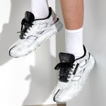 메종 마르지엘라(MAISON MARGIELA) 21FW S57WS0429 P4379 H8666 MM x 리복 비앙케토 클래식 타비 스니커즈 - 사이즈 & 후기 | 무신사