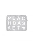 피치바스켓마켓(PEACH BASKET MARKET) p.b laptop pouch (silver) - 55,000 | 무신사 스토어
