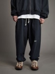 이에이(IEY) SLASH LOGO SWEAT PANTS Navy - 사이즈 & 후기 | 무신사