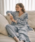 울랄라파자마(ULLALA PAJAMAS) 이엘2 긴팔 원피스 라이트블루 - 사이즈 & 후기 | 무신사
