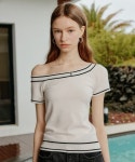 룩캐스트(LOOKAST) 조안 원 오프 숄더 니트 탑 / JOAN ONE OFF SHOULDER KNIT TOP_4colors - 사이즈 & 후기 | 무신사
