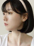 소수(SOSOO) Honeybee Cubic Earring 허니비 큐빅 귀걸이 - 후기 | 무신사