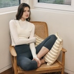 데비웨어(DEVIWEAR) 여성 요가복 DEVI-T0098-블랙 필라테스 제인 하프넥 기모 긴팔티 - 사이즈 & 후기 | 무신사