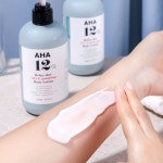 빌라쥬11팩토리(VILLAGE11FACTORY) 릴렉스데이 아하 익스폴리에이팅 바디로션 300ml - 후기 | 무신사