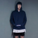 음(UMM) [UNISEX] 음 로고 후드티_네이비 - 32,550원 | 무신사 스토어 - 셀렉트숍