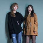 음(UMM) [UNISEX] 음 포켓 맨투맨_블랙 - 37,000원 | 무신사 스토어