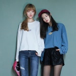 음(UMM) [WOMAN] 음 박스 로고 맨투맨_화이트 - 16,800원 | 무신사 스토어 - 셀렉트숍