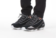 리복(REEBOK) [BS8281] 디엠엑스 RUN 10 SE - 블랙 - 35,900원 | 무신사 스토어
