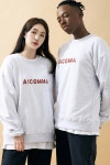 어퍼스트로피 콤마(APOSTROPHE COMMA) ACOMMA LOGO SWEAT SHIRTS (Oatmeal/Red) - 사이즈 & 후기 | 무신사