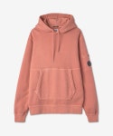 씨피 컴퍼니(CP Company) 남성 렌즈 와펜 디아고날 후드 - 시더 우드 / 13CMSS009A006372R476 - 345,000 | 무신사 스토어