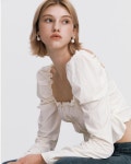 [누아르나인]Frill Square Neck Blouse [CREAM] [W CONCEPT]