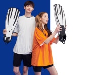 위트 넘치는 베이식 아이템, 음(UMM) 20 S/S 2차 신상품 선발매&최대 31% 할인 | 무신사