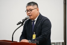 [포토] 증인출석한 조민수 코스트코 코리아 대표 | Save Internet 뉴데일리 [포토] 증인출석한 조민수 코스트코 코리아 대표