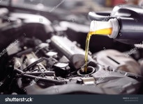 Garage oil 이미지, 스톡 사진 및 벡터 | Shutterstock