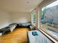 영국신사민박 게스트하우스 런던 본점 - 민다