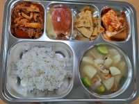 [식판사진] (5.20.) 급식 사진 :: 급식 소식 :: 옥빛고등학교 옥빛고등학교 :: 급식 소식 :: [식판사진] (5.20.) 급식 사진
