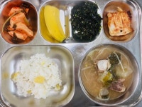 서울난향초등학교 :: 급식 소식 :: 7월 8일 (목) 점심 급식사진