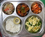 8월 23일 (월) 점심 급식사진 :: 급식 소식 :: 금교초등학교 금교초등학교 :: 급식 소식 :: 8월 23일 (월) 점심 급식사진