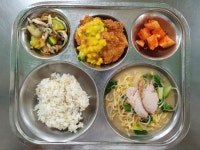10월 1일 (금) 점심 급식사진 :: 급식 소식 :: 임곡중학교 임곡중학교 :: 급식 소식 :: 10월 1일 (금) 점심 급식사진