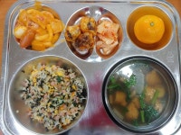 서울석계초등학교 :: 급식 소식 :: 11월 17일 (수) 점심 급식사진
