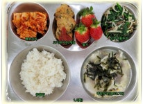 1월 4일 (화) 점심 급식사진 :: 급식 소식 :: 원삼중학교 원삼중학교 :: 급식 소식 :: 1월 4일 (화) 점심 급식사진
