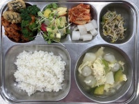 4월 26일 (화) 점심 급식사진 :: 급식 소식 :: 동평여자중학교 동평여자중학교 :: 급식 소식 :: 4월 26일 (화) 점심 급식사진