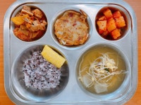 5월 10일 (화) 점심 급식사진 :: 급식 소식 :: 금교초등학교 금교초등학교 :: 급식 소식 :: 5월 10일 (화) 점심 급식사진