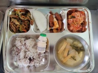 5월 18일 (수) 점심 급식사진 :: 급식 소식 :: 정발중학교 정발중학교 :: 급식 소식 :: 5월 18일 (수) 점심 급식사진