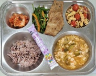 6월 17일 (금) 점심 급식사진 :: 급식 소식 :: 한천중학교 한천중학교 :: 급식 소식 :: 6월 17일 (금) 점심 급식사진